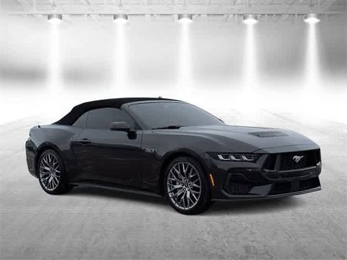 Used 2024 Ford Mustang GT Premium image 2