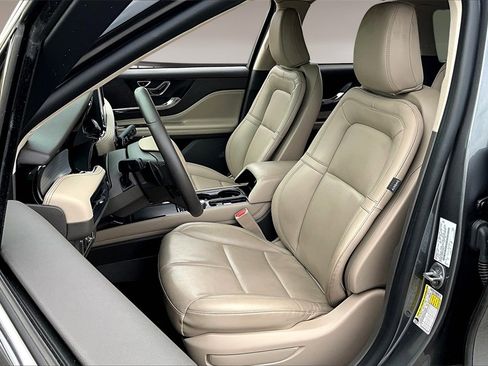 Used 2022 Lincoln Corsair AWD w/ Equipment Group 101A image 27