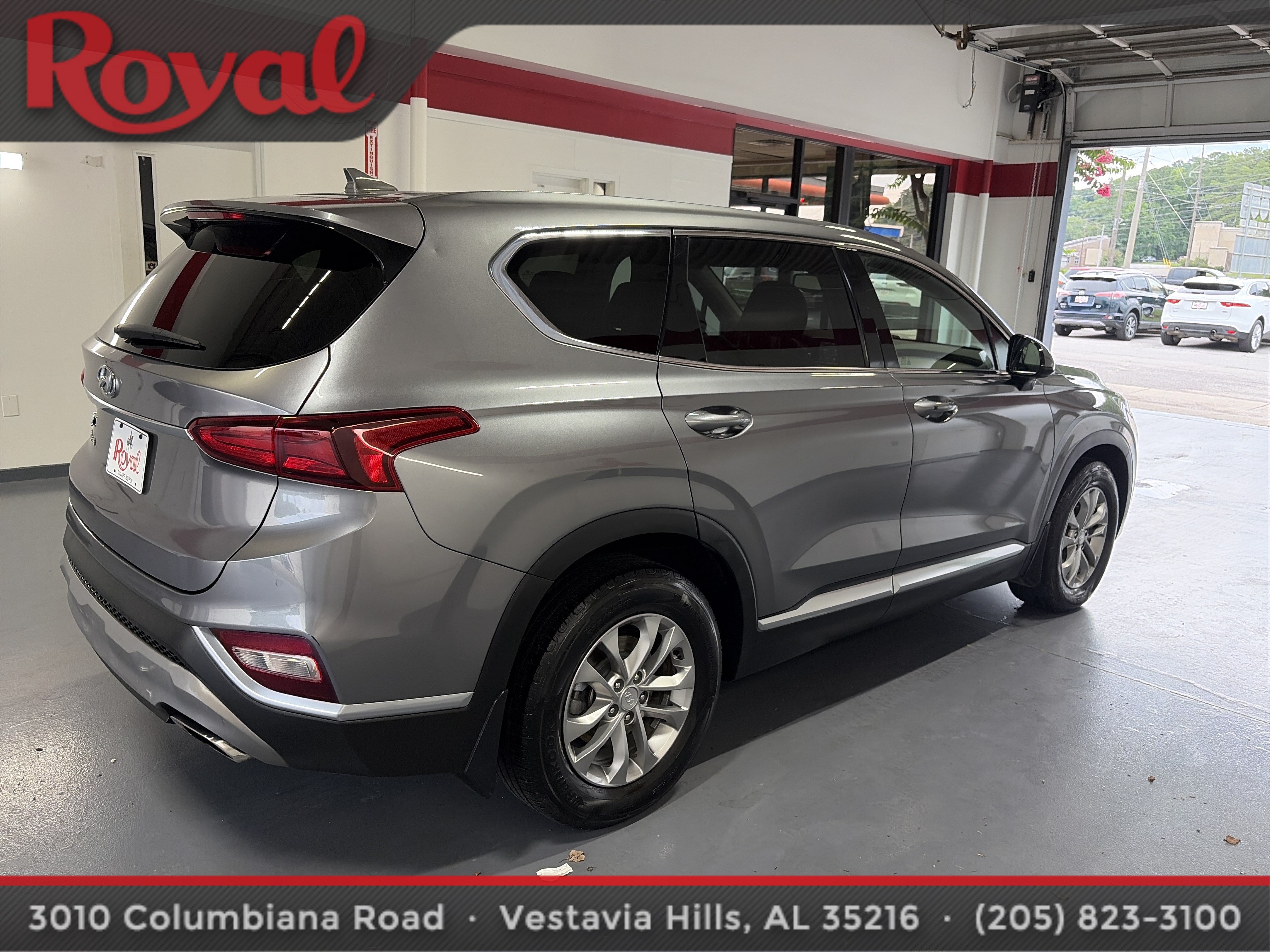 Used 2019 Hyundai Santa Fe SEL FWD image 5