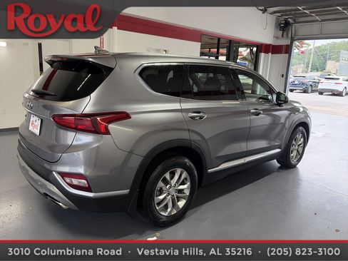 Used 2019 Hyundai Santa Fe SEL FWD image 5