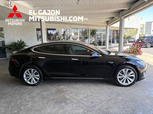 Used 2015 Tesla Model S 85 RWD image 2