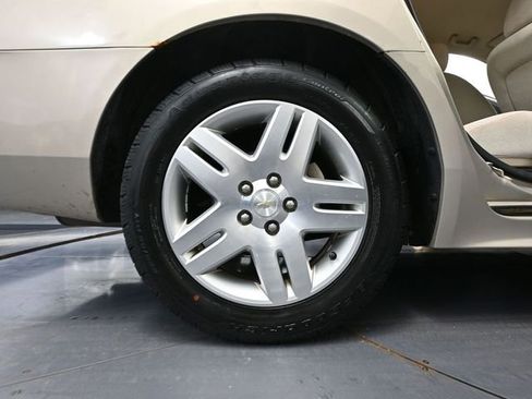 Used 2012 Chevrolet Impala LT image 13