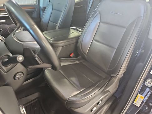 Used 2023 GMC Sierra 1500 Denali w/ Denali Reserve Package AWD/4WD image 14