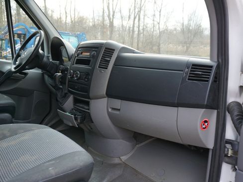 Used 2012 Mercedes-Benz Sprinter 2500 image 14
