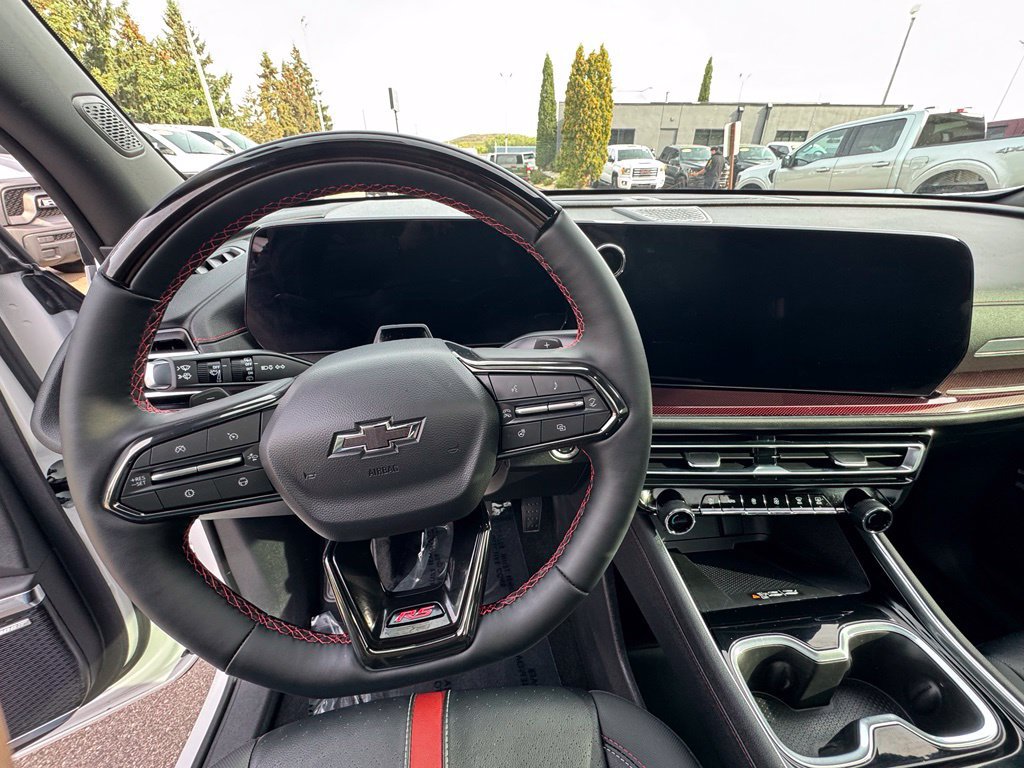 Used 2024 Chevrolet Traverse RS AWD/4WD image 22