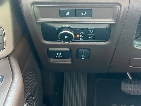 Used 2024 Ford Expedition King Ranch AWD/4WD image 31