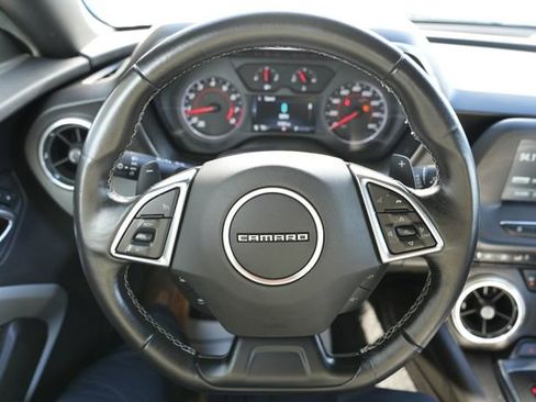 Used 2018 Chevrolet Camaro LT image 21