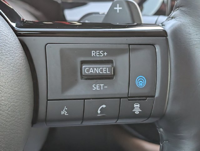 Used 2024 Nissan Pathfinder Platinum w/ Cargo Package FWD image 26