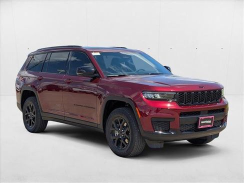 New 2025 Jeep Grand Cherokee L Altitude AWD/4WD image 7