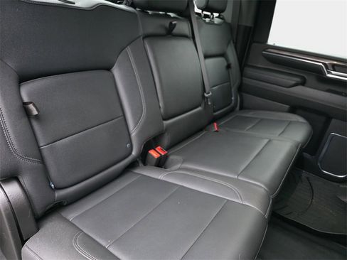 Used 2024 Chevrolet Silverado 2500 LTZ image 16