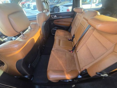 Used 2020 Jeep Grand Cherokee SRT w/ Trailer Tow Group IV image 16