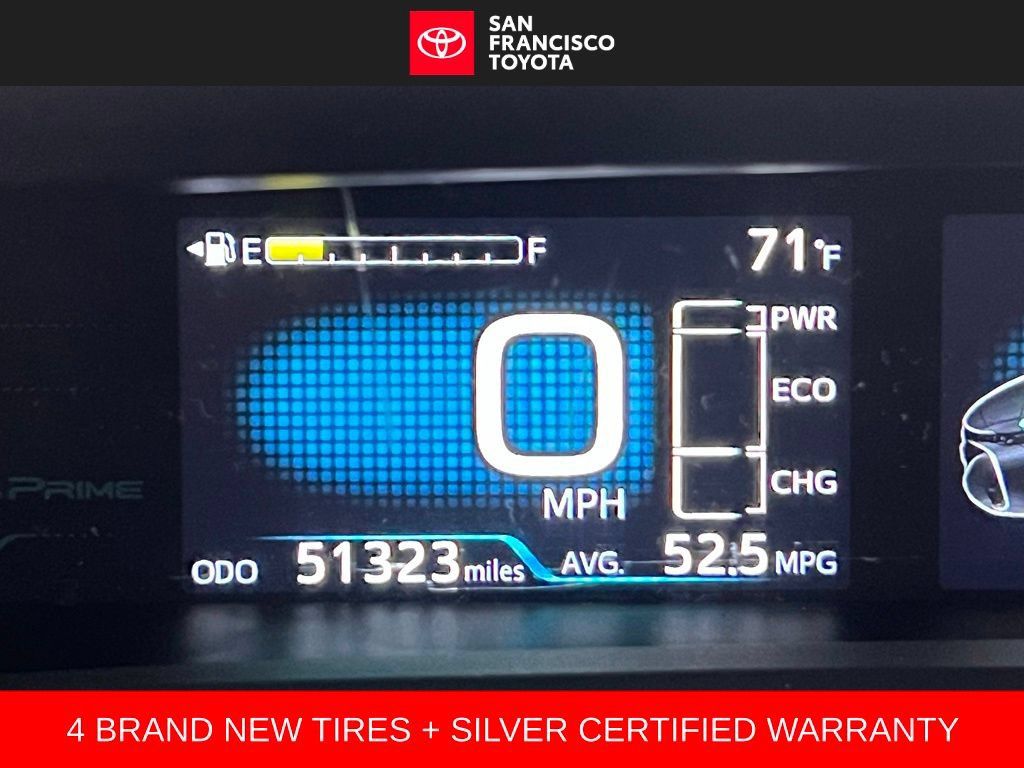 Certified 2017 Toyota Prius Prime Advanced FWD image 33