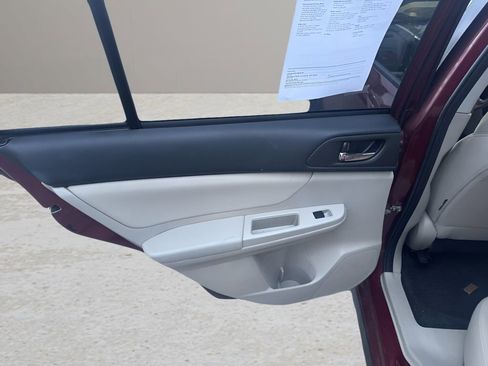 Used 2014 Subaru Crosstrek 2.0i Premium image 23