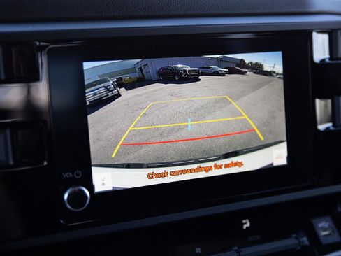 Used 2026 Toyota Tundra SR AWD/4WD image 18