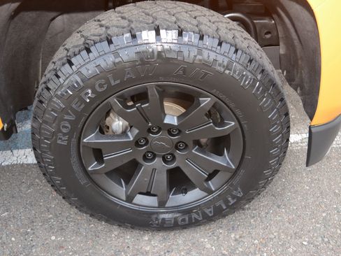 Used 2015 Chevrolet Colorado W/T w/ WT Convenience Package image 9