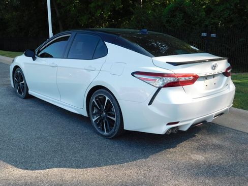 Used 2019 Toyota Camry XSE w/ Driver Assist Package FWD image 5