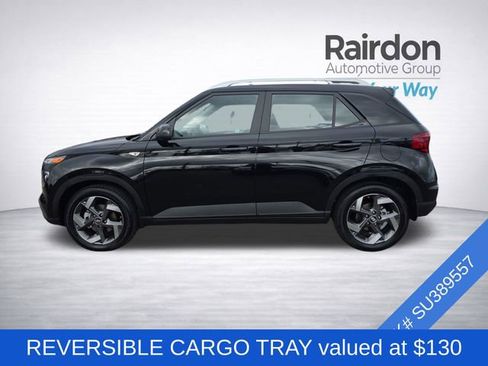 Used 2025 Hyundai Venue SEL FWD image 4