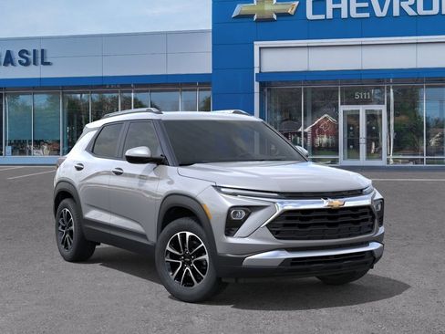 New 2026 Chevrolet TrailBlazer LT w/ LT Cold Weather Package AWD/4WD image 7