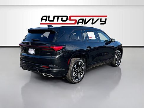 Used 2026 Buick Enclave Sport Touring w/ Power Package AWD/4WD image 7