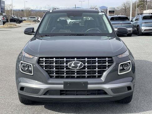 Certified 2024 Hyundai Venue Limited image 23