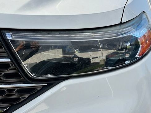 Used 2021 Ford Explorer King Ranch w/ Premium Technology Package image 54