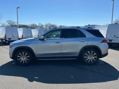Certified 2024 Mercedes-Benz GLE 350 4MATIC image 3