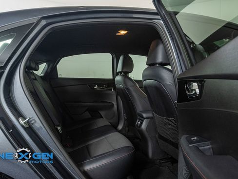 Used 2020 Kia Forte GT image 31