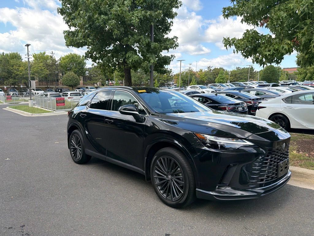Certified 2024 Lexus RX 350 Premium w/ Kick Sensor & Tow Package AWD/4WD image 6