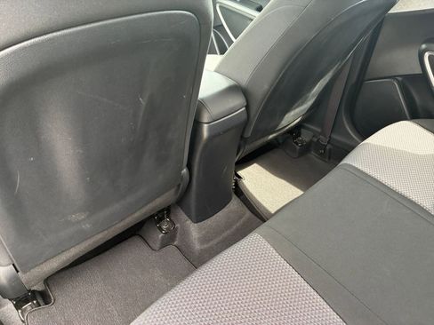 Used 2025 Kia Soul LX w/ LX Technology Package FWD image 23