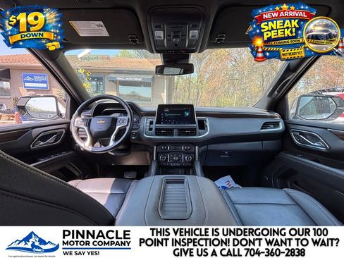 Used 2023 Chevrolet Suburban Premier image 4