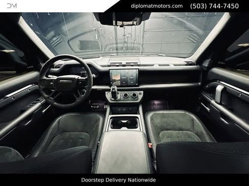 Used 2022 Land Rover Defender 110 V8 AWD/4WD image 39
