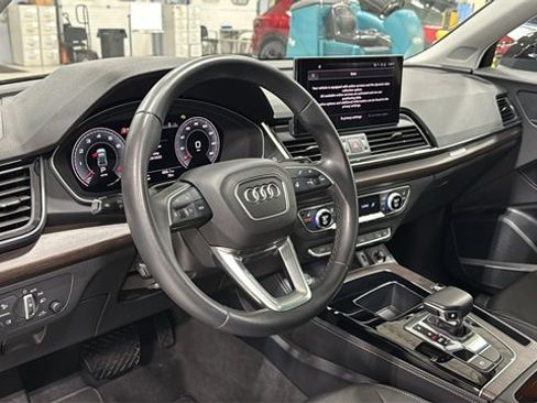 Used 2021 Audi Q5 2.0T Premium Plus w/ Premium Plus Package image 8
