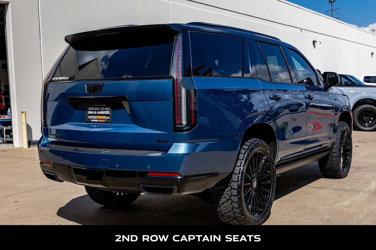 Used 2025 Cadillac Escalade Sport Platinum AWD/4WD image 10