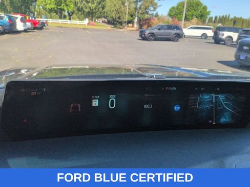 Certified 2025 Ford Expedition Active AWD/4WD image 14