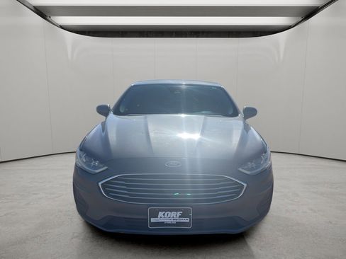Used 2019 Ford Fusion SE FWD image 8