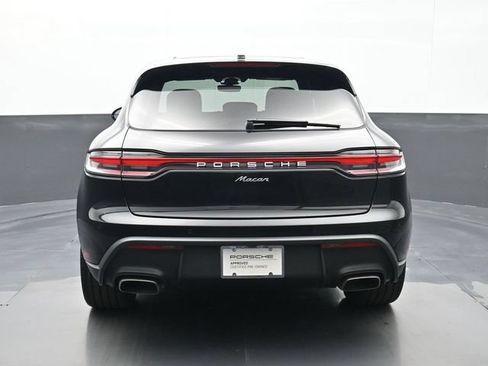 Certified 2025 Porsche Macan AWD/4WD image 20