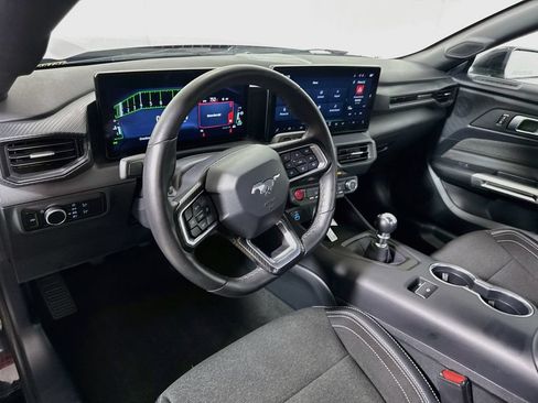 Used 2024 Ford Mustang GT RWD image 9