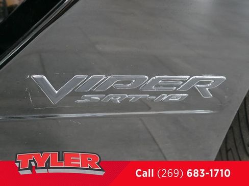 Used 2003 Dodge Viper SRT-10 RWD image 30