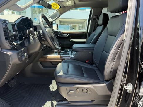 Used 2025 Chevrolet Silverado 1500 RST w/ Convenience Package II AWD/4WD image 10