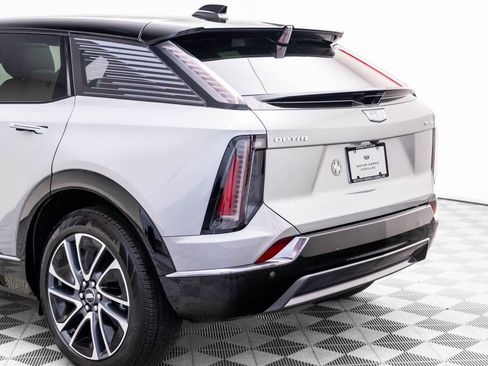 New 2026 Cadillac Optiq Sport 1 AWD/4WD image 36