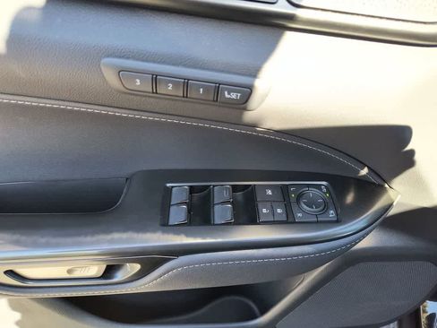 Used 2025 Lexus NX 350h AWD w/ Luxury Package image 13