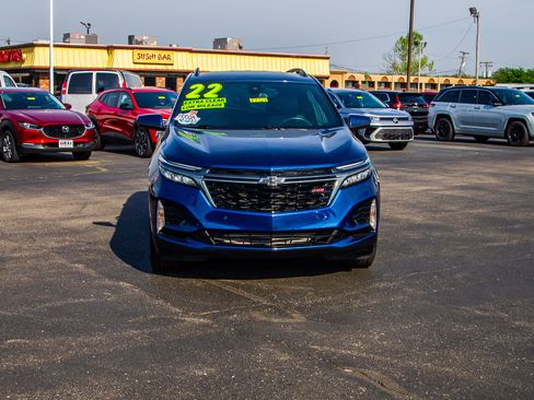 Used 2022 Chevrolet Equinox RS FWD image 2