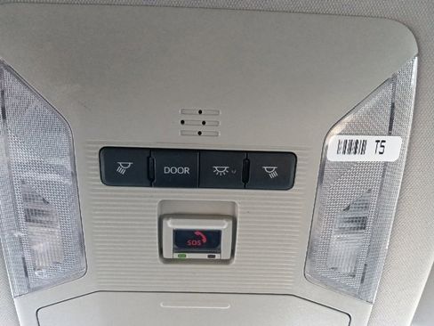 Used 2024 Toyota RAV4 LE image 25