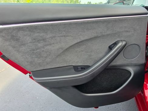 Used 2025 Tesla Model 3 Long Range AWD/4WD image 24
