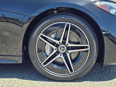 Used 2025 Mercedes-Benz C 300 4MATIC Sedan image 10