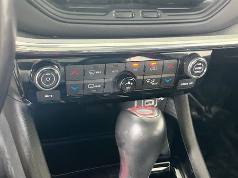 Used 2022 Jeep Compass High Altitude AWD/4WD image 16