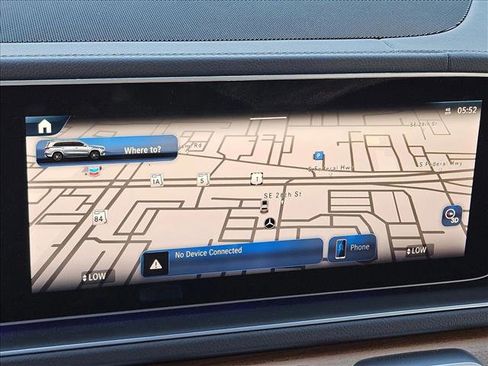 Used 2025 Mercedes-Benz GLS 450 4MATIC image 13