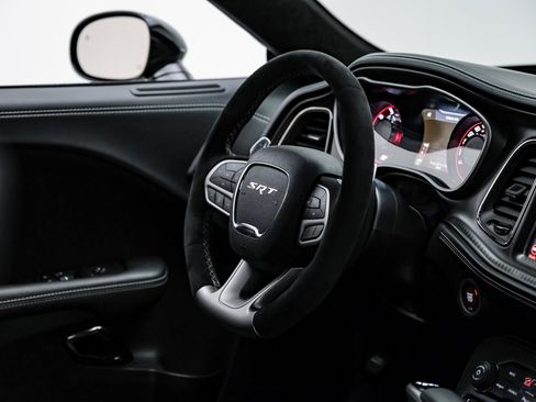 Used 2023 Dodge Challenger SRT Hellcat Redeye image 44