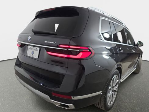 Used 2026 BMW X7 xDrive40i w/ Premium Package image 40