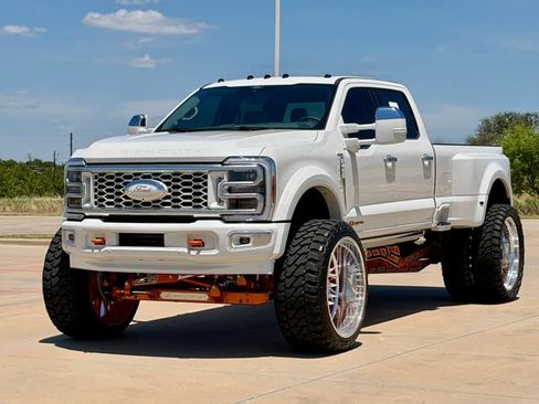 Used 2026 Ford F450 Platinum w/ Platinum Plus Package AWD/4WD image 6